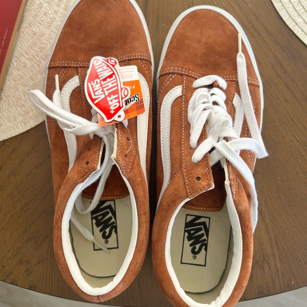 Vans Old Skool Suede Sneakers in Rust Brown and White